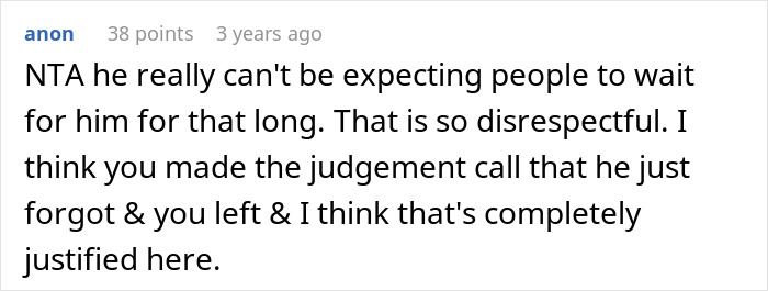 Comment discussing a friend always being late, justifying leaving a lunch date due to disrespect.