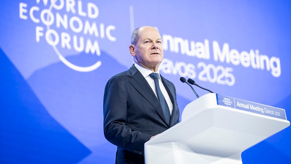 Bundeskanzler Olaf Scholz hält eine Rede beim Weltwirtschaftsforum in Davos.