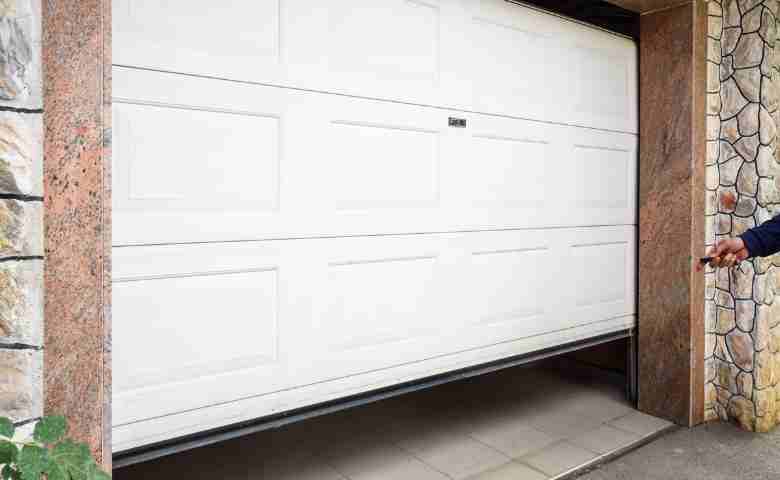 Garage door repairing