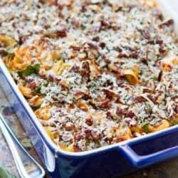 This Baked Tortellini casserole is a fantastic way to use up leftover turkey or chicken. 335 calories and 9 Weight Watchers SmartPoints