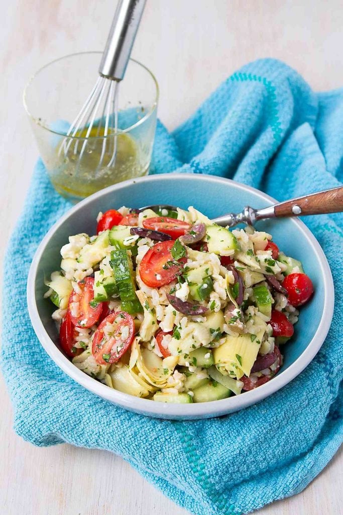 This healthy Greek-inspired brown rice salad recipe disappeared in a flash! So many flavors with so little effort. 125 calories and 4 Weight Watchers Freestyle SP