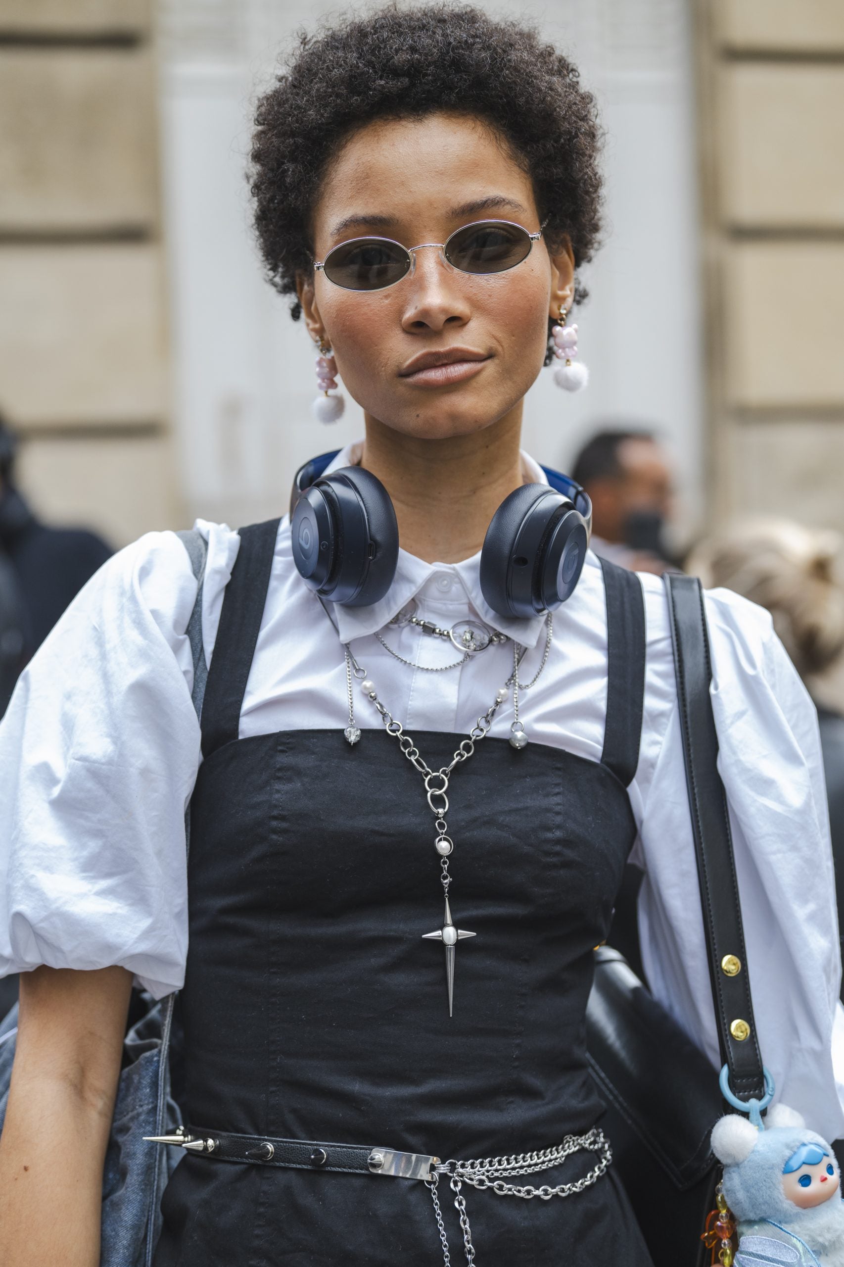 17 Best Beauty Street Style Moments From PFW SS25 Day 7