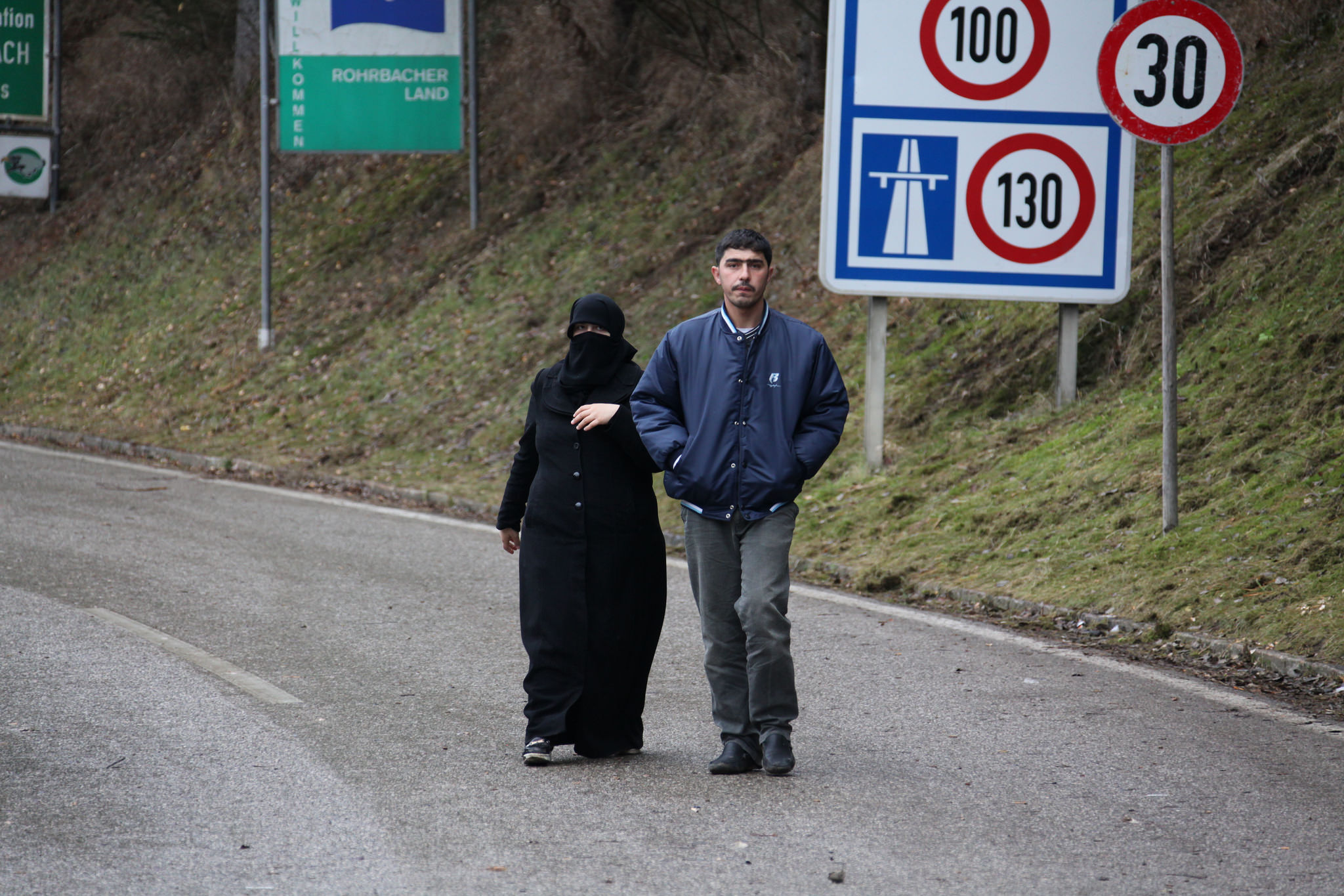 Deutschland windet sich in der Flüchtlingskrise aus der Verantwortung, meint Petra Erler.