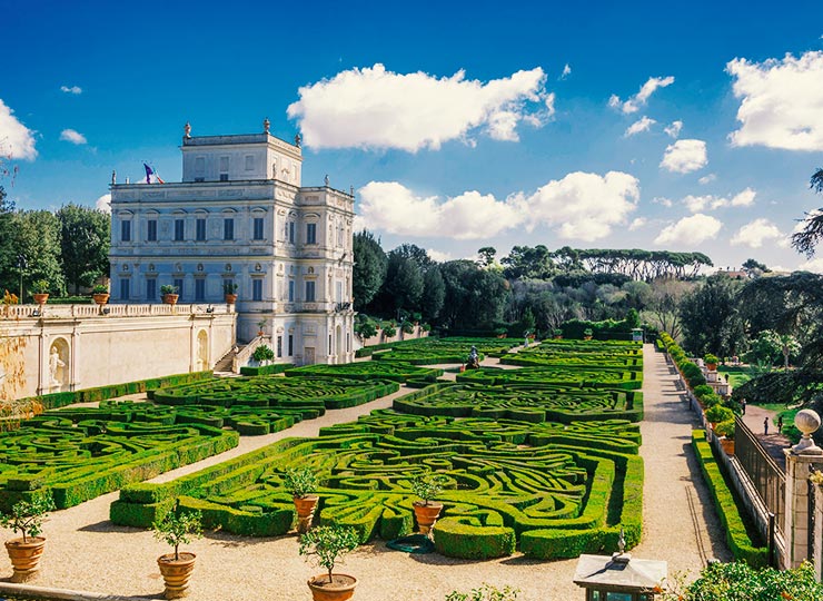 Discover Rome's hidden gardens and historic parks