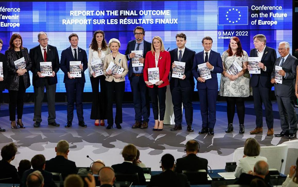 The Conference on the Future of Europe wound-up with a special event on Europe Day 2022 at the European Parliament in Strasbourg. The Conference co-chairs delivered a final report to the presidents of the three main European institutions. It contains 49 proposals, with more than 300 measures on improving the European Union. A groundbreaking exercise in participatory democracy, the Conference brought together citizens of different ages, backgrounds and origins to discuss ideas at events across the EU and in the European Parliament.