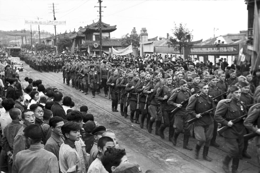 Sowjetische Soldaten in Pjöngjang