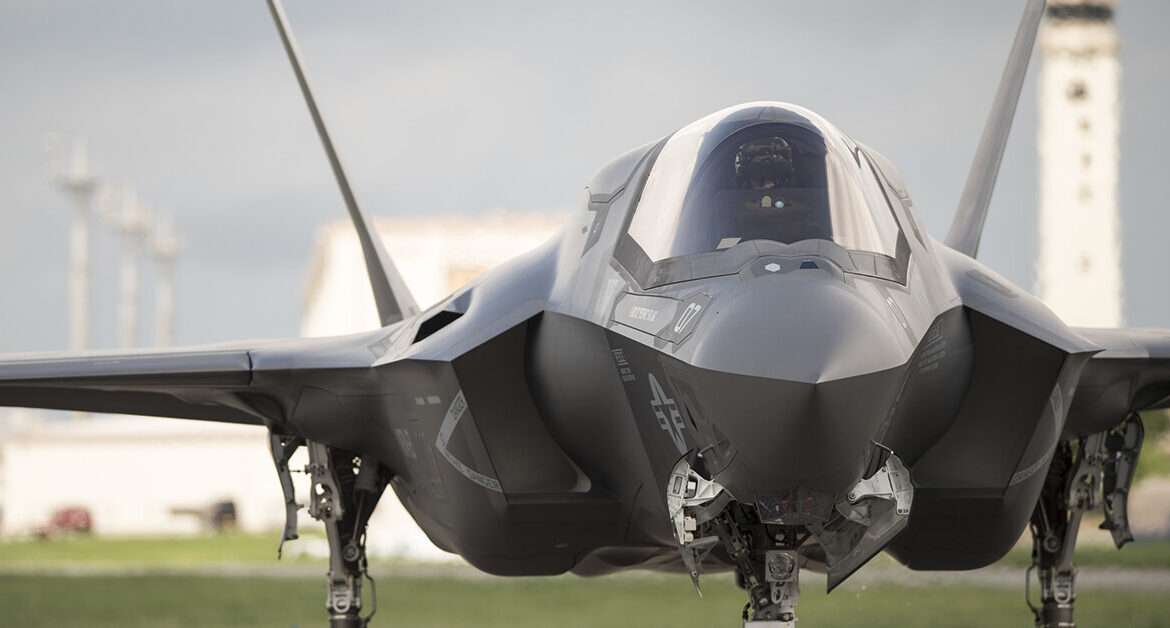 Lockheed Lands $11.8B Navy Contract Modification for Lot 18 F-35 Production