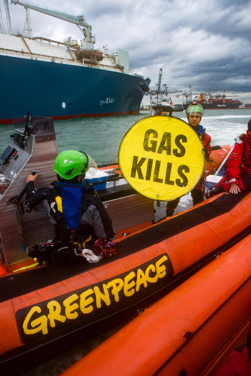 Protest against TotalEnergies Floating Terminal at Port Le Havre. © Jean Nicholas Guillo / Greenpeace