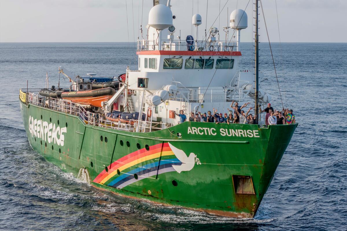 Crew Onboard Arctic Sunrise in the Pacific Ocean. © Tomás Munita / Greenpeace