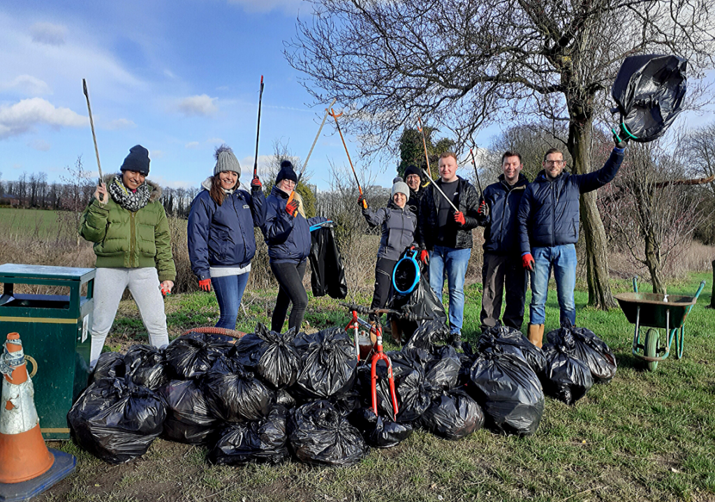 River Lea clean up RiverLUTiON