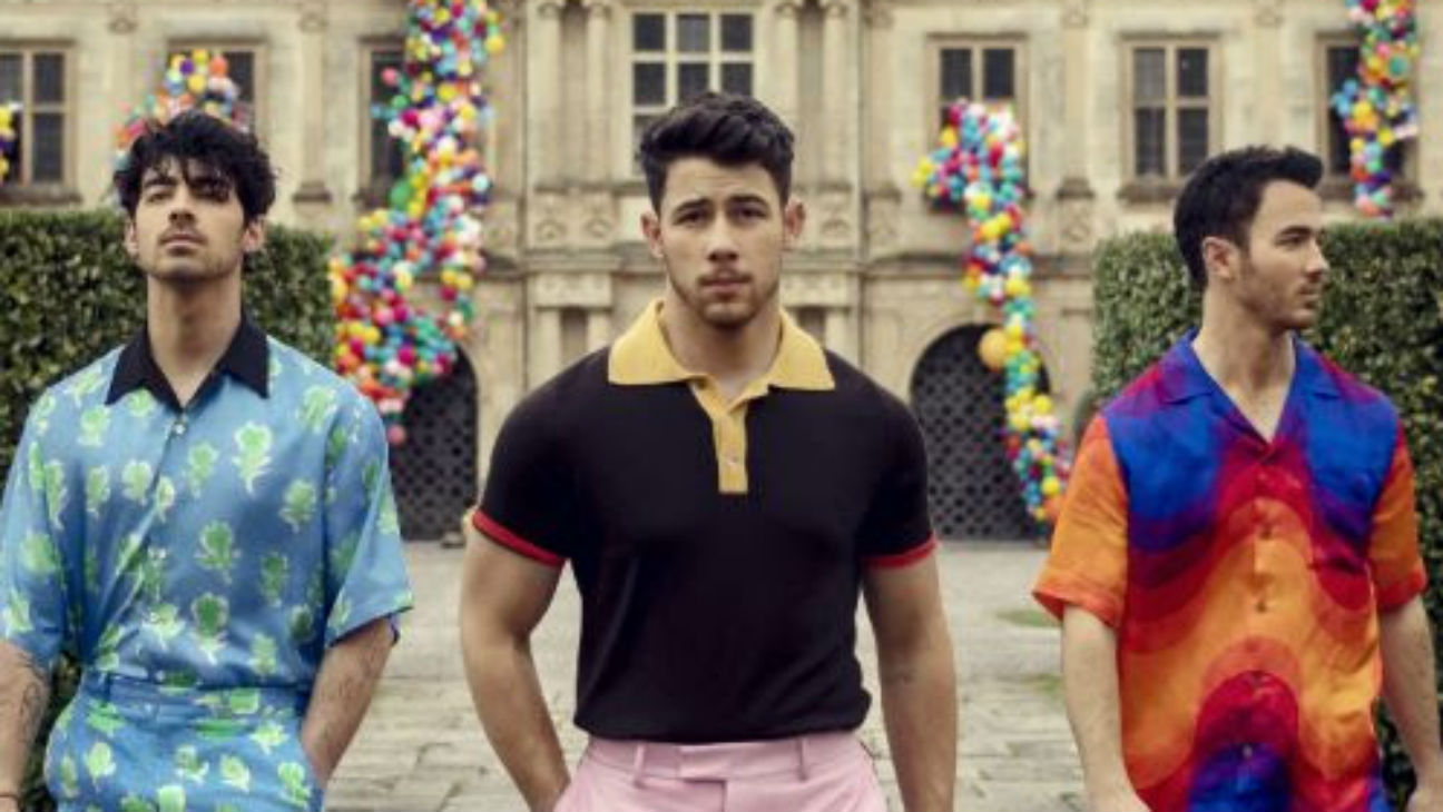 Jonas Brothers Return With a Mansion Party in Lavish "Sucker" Video