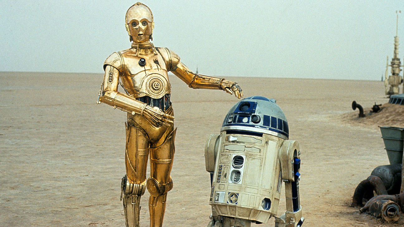 STAR WARS, (aka STAR WARS: EPISODE IV - A NEW HOPE), R2D2, C3PO, 1977.