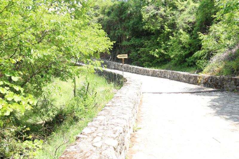 山道への看板