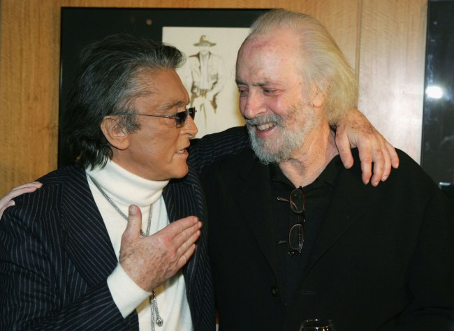 BEVERLY HILLS, CA - NOVEMBER 18:  Producer Robert Evans and screenwriter Robert Towne chat at The Academy of Motion Picture Arts and Sciences' 30th anniversary screening of Best Picture Nominee "Chinatown" presented as part of the Academy?s Gold Standard series on November 18 2004 in Beverly Hills, California. (Photo by Frazer Harrison/Getty Images)