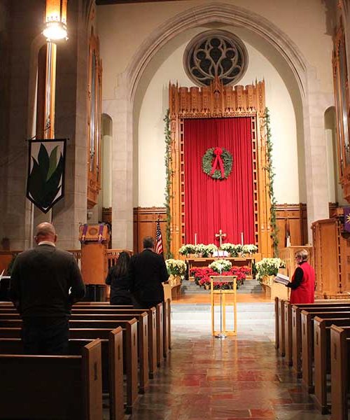 First Baptist Church of the City of Washington, D.C., held a Blue Christmas service on Dec. 13, 2017 for people who were grieving ahead of the holiday. RNS photo by Adelle M. Banks