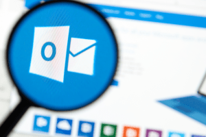 Outlook will crash if you open too many emails at once. Here's why