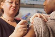 GPs and pharmacists told to be ‘open and honest’ about flu vaccinations