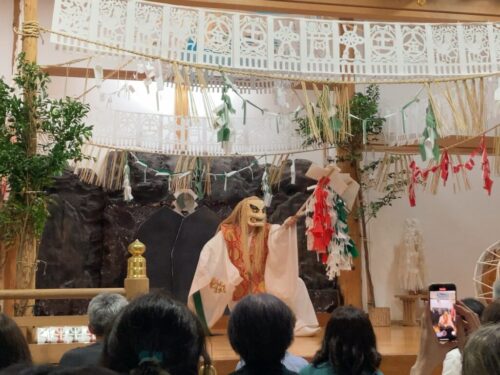 高千穂神社の夜神楽