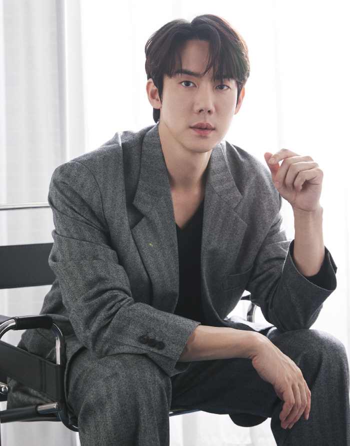  You want me to marry Yoo Yeon-seok ♥ Chae Soo-bin? It's not like it's up to me