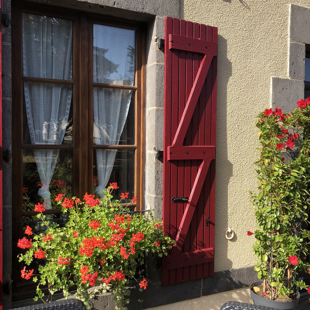 À l'aube des volcans Gästezimmer in Charbonnières-les-Vieilles