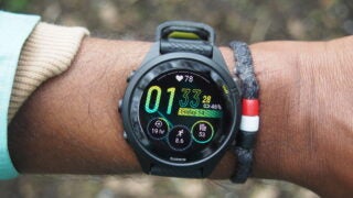 The Garmin Forerunner 265s when worn