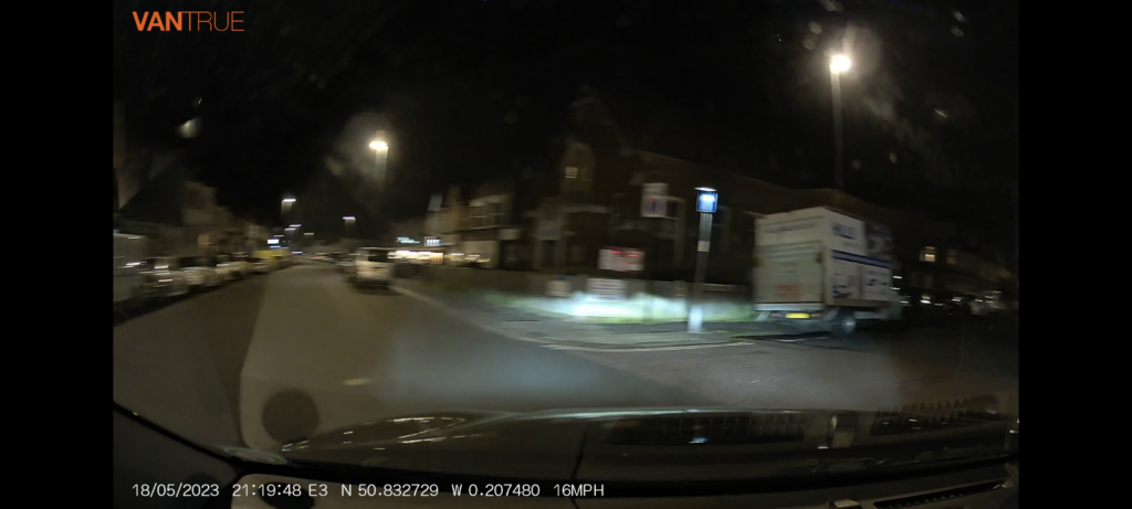 Vantrue Element 3 night sample while movingVantrue Element 3 dashcam night street view recording with timestamp.