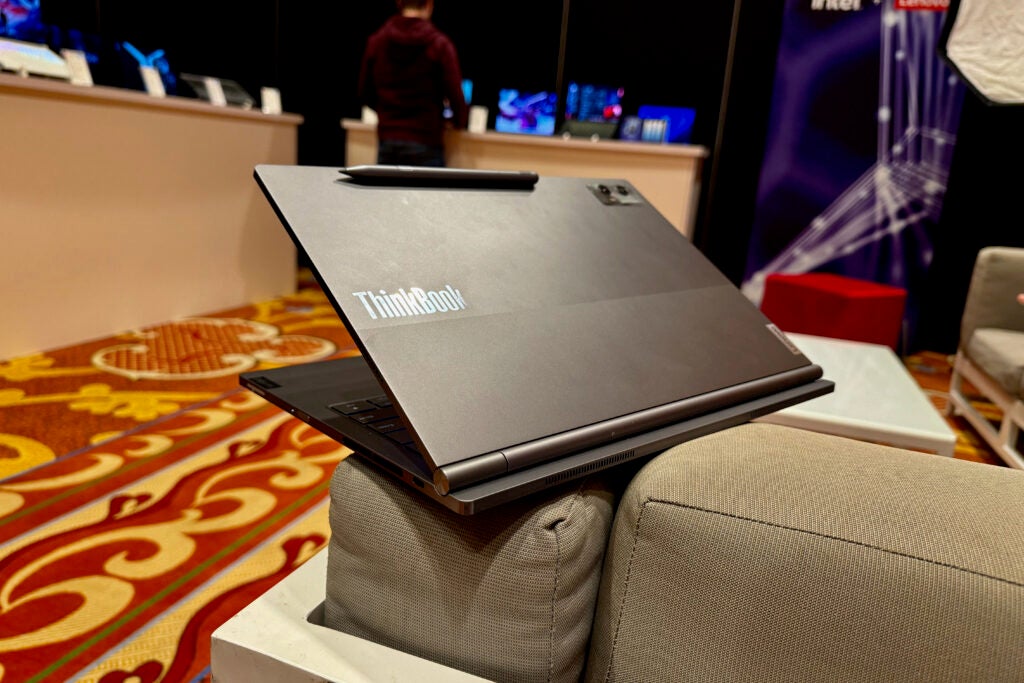 Lenovo ThinkBook Plus Gen 5 Hybrid back