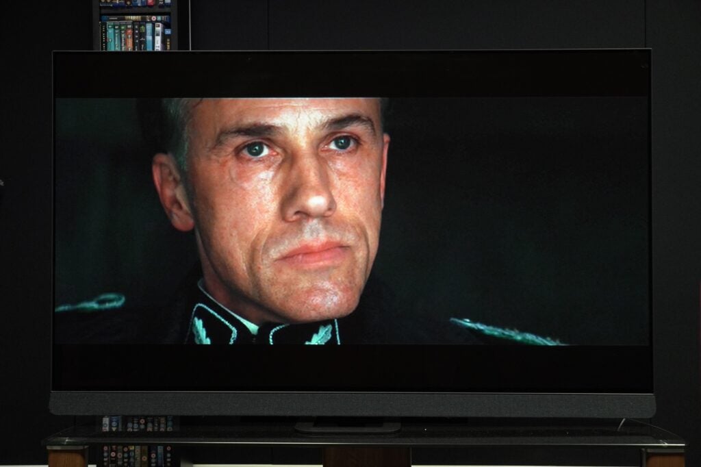 Philips 55OLED908 Inglorious Basterds upscaling