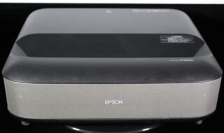 Epson EH-LS650 Front