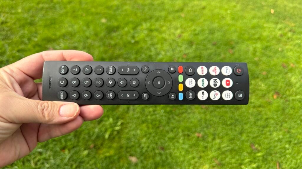 The remote control for the Hisense 75E7NQ Pro features nine direct app buttons.