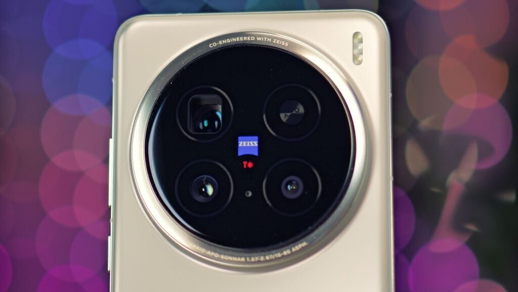 Vivo X200 Pro rear cameras