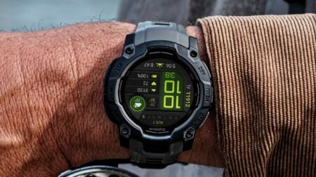 garmin instinct 3 lifestyle image