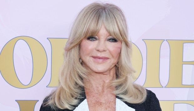 Goldie Hawn Opens Up About Her History of Anxiety and Panic Attacks on Set