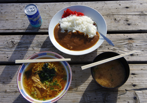 富士山グルメベスト3！ 富士登山中の山小屋で食べたモノで一番おいしかったのは○○○でしたーッ!!