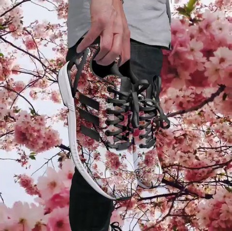 あの桜も星空も!?　Adidasからお気にいりの写真をスニーカーにプリントするサービスがリリースされるぞ～ッ！