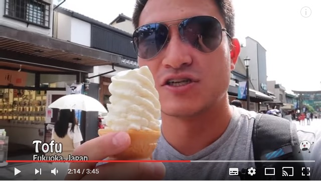 外国人が日本縦断しながらご当地ソフトを食べまくる動画！ うに、うどん、醤油など独特のフレーバーに皆がビックリ!!