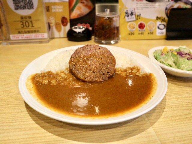 【海外レポ】台湾のココイチはベジタリアンメニューが超豊富🥬プラントベースハンバーグの完成度が高かったよ！